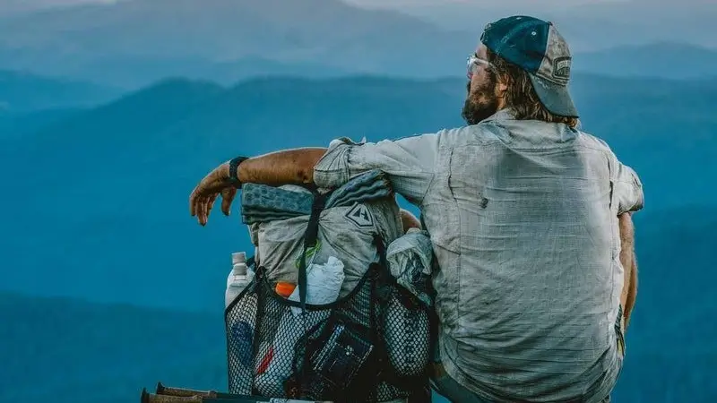 Perlengkapan Naik Gunung  Bitchology Gunung bukan tempat untuk ditaklukkan tapi ruang bagi manusia belajar rendah hati dan memahami batas dirinya