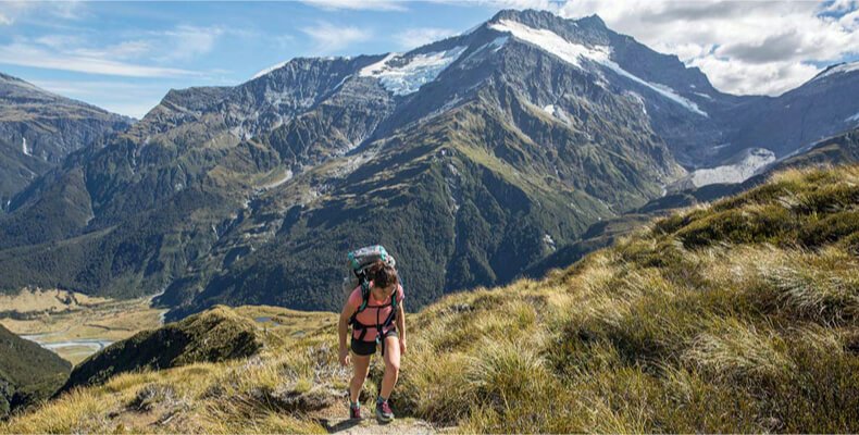 perlengkapan naik gunung